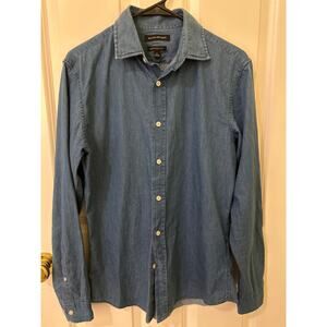 Banana Republic Men's  Chambray Button Up Shirt, Size Small